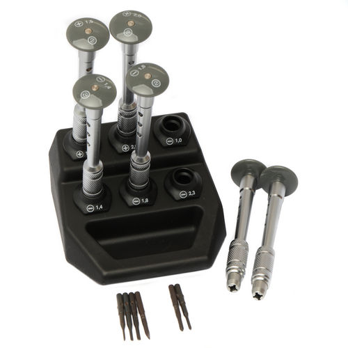 OPTICAL ESSENTIALS PLASTIC STAND 300262